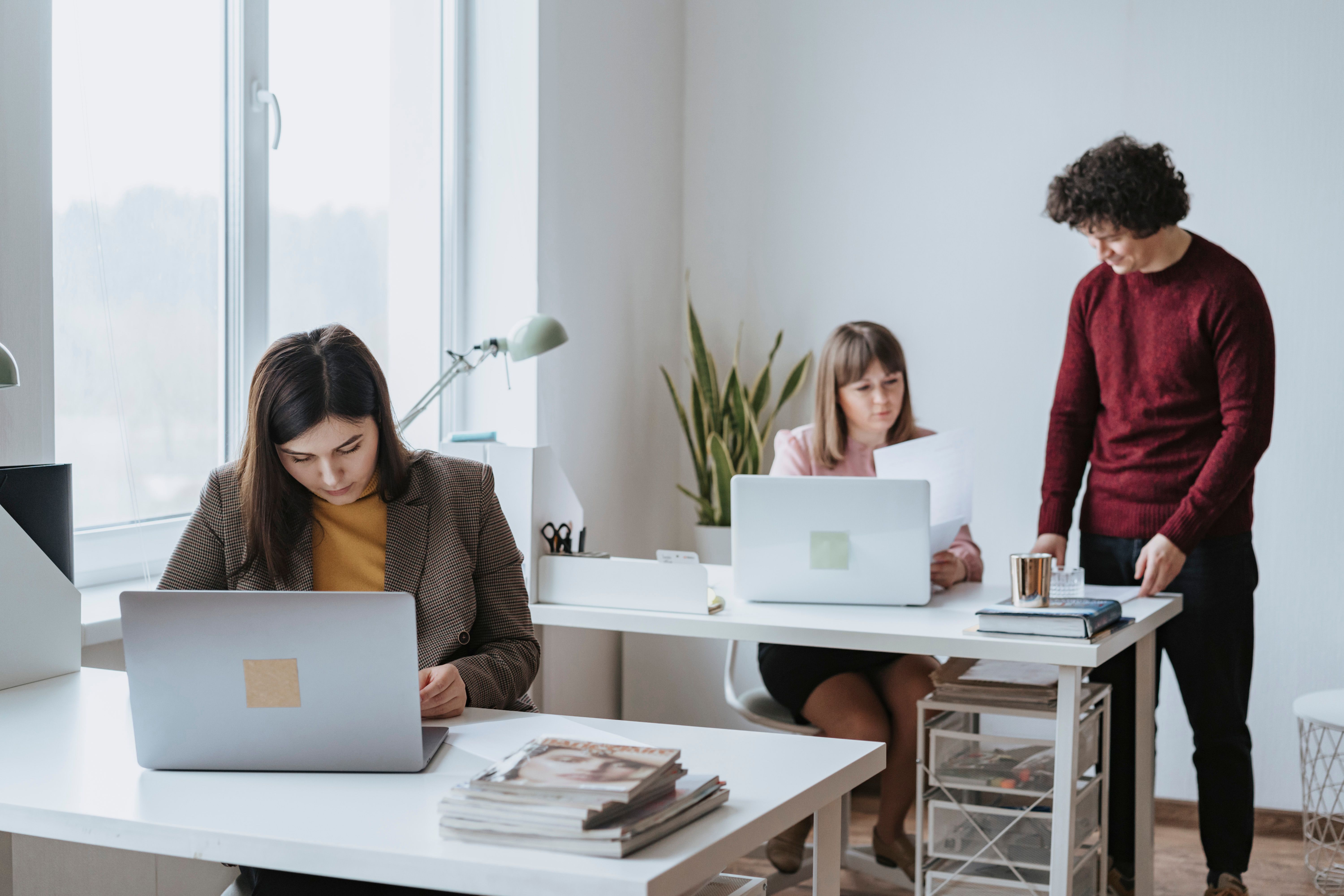 De emprendedor a empresario: la mentalidad que lo cambia todo